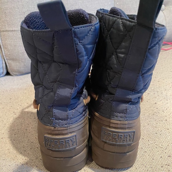 Woman’s Sperry Saltwater Quilted Duck Boots - Sz9 - Picture 2 of 6
